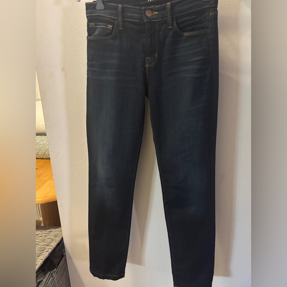 J Brand NWOT Atlantis, mid rise, straight leg, tail Skinny jeans. 26